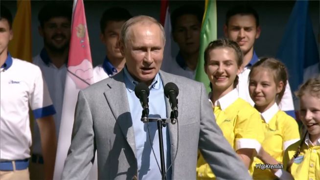 18 Jahre Putin: Die Jugend in Russland kennt nur ihn