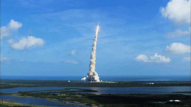 Mit Rakete in den Urlaub: Elon Musk plant Blitz-Reisen