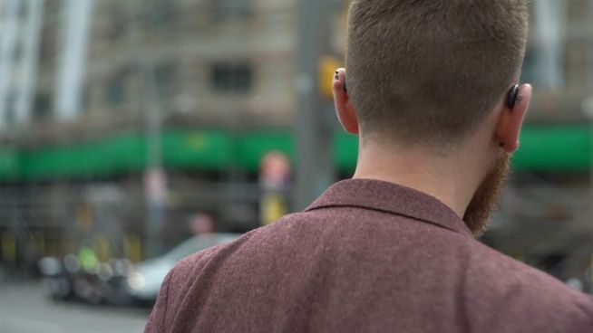 Cyborg-Gehör: Dieser Londoner hört das Internet