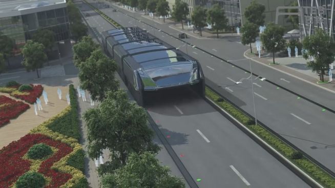 Vision wird wahr: Dieser Bus fährt über Stau hinweg